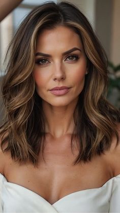 Haircuts For Medium Length Hair Layers, Long Hairstyles With Long Layers, Shoulder Length Hair With Side Part, Medium Length Haircut For Long Face, Low Maintenance Shoulder Length Haircut, Cute Medium Length Hairstyles Curly, Medium Length Hair With Side Bangs, Shoulder Length Hair With Long Layers, 90s Layered Hair Medium