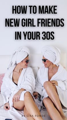 The Ultimate guide on How to make new friends and build strong friendships in your 30s. How to make new girl friends as an adult and improve your relationships with your old friends. 40 Before 40, Relationship Advice Books, Before 40, Out Of Comfort Zone, Women In Their 30s, On Friendship, Friend Challenges, Women Health Care, Female Friendship