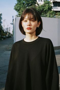 Hair Color Asian, Short Straight Hair, Aesthetic People, Face Hair, Japan Fashion, Pixie Haircut, Hair Designs, Cut And Color