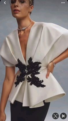 Wedding Dresses Guest, Mode Kimono, Dresses Guest, Simple Wedding Dresses, Vintage Wedding Dresses, Dresses Simple, Classy Dress Outfits, Stylish Work Outfits, Black Wedding Dresses