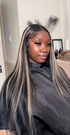 Lace Front With Color, Black And Highlights Hair, Side Part Highlights Wig, Closure Sew In With Highlights, Birthday Wigs, Lace Front Wigs Styles, Color Wigs For Black Women, Leave Out, Wig Black Women