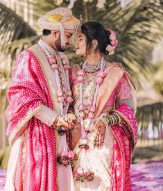 It’s not necessary that both the bride and groom should always plan to wear the same colour of wedding outfits. Some colours go well together some don’t. Just look at the couple below. #colourcoordinated #colourcoordinatedoutfits #colourcoordinatedcouple #bookeventz Bride And Groom Outfits, Indian Wedding Couple Photography, Indian Wedding Couple, Wedding Photoshoot Poses, Indian Wedding Photography Poses