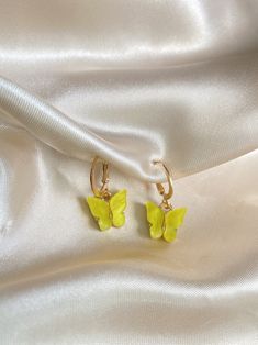 bright yellow small hoop earrings . Perfect for everyday look. NON-TARNISH earrings. Cheap Trendy Yellow Hoop Earrings, Cheap Yellow Hoop Jewelry, Affordable Neon Yellow Earrings For Gifts, Handmade Small Hoop Yellow Earrings, Handmade Yellow Small Hoop Earrings, Trendy Small Hoop Yellow Earrings, Handmade Yellow Drop Hoop Earrings, Single Yellow Small Hoop Earring, Single Small Hoop Yellow Earring