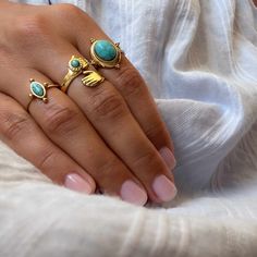 This Turquoise Hug 🤗 Ring is all you need to add a mystical, bohemian vibe to any outfit. Let the unique design of the ring embrace your finger with soulful style. 💃💫 Each ring is adjustable, ensuring a perfect fit no matter the size of your finger. Slip one on and accessorize your look with a touch of classic, bohemian chic! 🥰 ✓ Material: Stainless Steel✓ Gemstone: Turquoise✓ Size: Adjustable✓ Waterproof: does not change color with water exposure Hug Ring, Affordable Rings, Mystical Jewelry, Ring Stack, Thumb Rings, The Ring, Bohemian Chic, Boho Rings, Stacking Rings