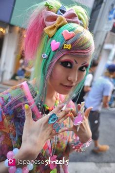 Harajuku Fairy Kei Decora Kawaii fairy kei girl, accessories #kfashion cute Unicorn Space, Harajuku Decora, Space Princess, Harajuku Tokyo, Colourful Hair, Edm Rave