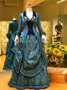 Victorian Era Dresses, Christine Daae, Victorian Costume, 19th Century Fashion, History Fashion