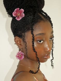 Feminine Black Hairstyles, 4c Long Hair, Hair Flower Accessories, Elaborate Hairstyles, Hairstyles 4c, Black Femininity, Natural Hair Updo