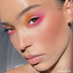 Pink And Red Makeup, Pink And Orange Aesthetic, Vibrant Makeup, Blush Eyeshadow, Orange Makeup, Bright Makeup, Rave Makeup, Smink Inspiration, Colorful Eye Makeup