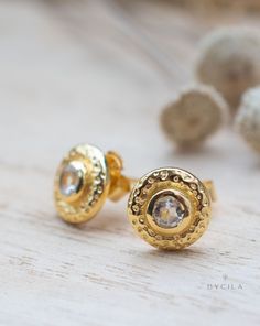 Clear Quartz Stud Earrings Gold Plated 18k * Gemstone * Earrings * Handmade * Boho * Modern * BJE254 Earrings Handmade Boho, Stud Earrings Gold, Rose Gold Bracelet, Brass Gold, Handmade Boho, Rose Gold Necklace, Rose Gold Earrings, Gold Pendant Necklace, Gold Earrings Studs