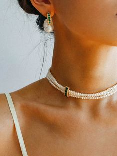 Metal: 18k Recycled Gold Plated On Brass Pearl: Freshwater Pearls Gemstone: Cubic Zirconia Chain Length: 340-390mm Weight: 28.5g Baroque Pearls Jewelry, Sliver Earrings, Silk Jewelry, Freshwater Pearl Jewelry, Zircon Earrings, Pearl Choker Necklace, Emerald Necklace, Cubic Zirconia Earrings, Zirconia Earrings