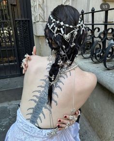 Light Goth, Harlot Hands, Jewelry Inspo, Hair Inspo, Hair And Nails, Jewelry Inspiration, Hair Inspiration, Piercings, Hair Hair