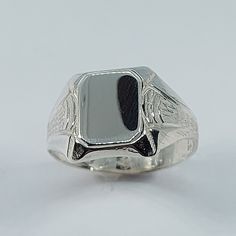 Welcome to my shop! This stunning signet ring has been made from scratch in 925 sterling silver. Great for any occasion! Treat your-self or buy it for the special person in your life! This ring can be engraved with your initials upon request or a custom made message can be added to the inside of the ring. Leave me a message at check out with your initials choice and please pick up your size from the drop-down menu. A tracking shipping number will be provided to you once the ring has been mailed. Ring Men Silver, Signet Ring Women, Men Silver Ring, Mens Signet Ring, Signet Rings Women, Under Lock And Key, Rome Antique, Signet Ring Men, Signet Rings