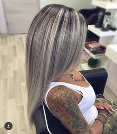 Blonde Brown Hair Color, Hair Ideas Blonde, Blonde Hair Ideas, Grey Hair Transformation, Silver Blonde Hair, Blonde Hair Color Ideas, Gorgeous Hair Color, Silver Hair Color