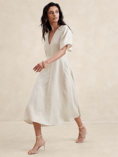 Maya Linen Midi Dress | Banana Republic Weather Clothes, Linen Wrap Dress, Linen Dress Women, Summer Ootd, Minimalist Women, Summer Linen Dresses, Guest Attire, Linen Midi Dress, Warm Weather Outfits