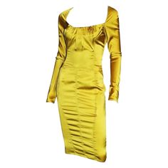 Tom Ford for Gucci F/W 2003 Runway Bodycon Silk Mustard Yellow Midi Dress IT 40 Look 8 from the Fall 2003 Collection. Yellow Dress Midi, Mustard Yellow Midi Dress, Tom Ford For Gucci, 2003 Runway, Crystal Belt, Yellow Midi Dress, Chic Leather, Aesthetic Vibes, Dress Midi