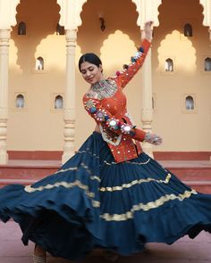 Yashvi Tank X Raja Rani Couture @yashitank05 Padharo Raas ka Raja aur Fashion ki Rani! Embrace the magic of Navratri with Raja Rani Couture’s chaniya choli—where tradition meets elegance in every spin! 𝐂𝐮𝐬𝐭𝐨𝐦𝐢𝐳𝐞 | 𝐁𝐮𝐲𝐛𝐚𝐜𝐤 | 𝐑𝐞𝐧𝐭 📍 𝐒𝐮𝐫𝐚𝐭 | 𝐀𝐡𝐦𝐞𝐝𝐚𝐛𝐚𝐝 | 𝐑𝐚𝐣𝐤𝐨𝐭 | 𝐉𝐞𝐭𝐩𝐮𝐫 📞 𝟏𝟖𝟎𝟎𝟖𝟖𝟗𝟔𝟎𝟓𝟓 [Festival Outfit, Radiance, Ethnic Wear, Fashion Statement, Garba Nights, Navratri Fun, Traditional Attire, Colorful, Majestic, Festive Lights, Charm, Delight] Gujarati Embroidery, Chaniya Choli Designs, Navratri Garba, Unique Gold Jewelry Designs, Eye Exercises, Choli Designs