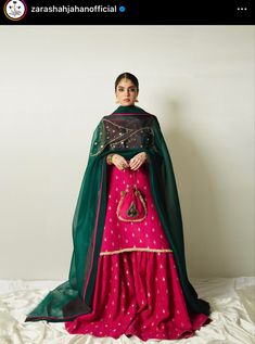 Gharara Designs, Latest Pakistani Dresses, Zara Shahjahan, Pakistani Clothes Online, Pink Kurta, Pakistani Clothes, Desi Fashion Casual, Pakistani Fancy Dresses