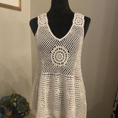 New Size Small Topshop White Cotton Open Knit Tank Top - Tie Back Nordstrom. Condition Is "New With Tags". Shipped With Usps First Class. White V-neck Crochet Dress For Beach, White Crochet Lace Top For Beach Cover-up, White Knitted Beach Dress, White Open Knit V-neck Dress, White V-neck Summer Crochet Dress, White V-neck Crochet Dress For Summer, White Summer Crochet Dress With Open Knit, White Crochet V-neck Dress With Open Knit, White Open Knit Summer Crochet Dress