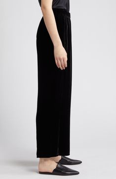 Go from desk to dinner in a flash in these ankle pants cut from silk-softened velvet with wide legs for added movement. 27 1/2" inseam; 24" leg opening; 12" front rise; 15 1/2" back rise (size Medium) Elastic waist Side-seam pockets 80% viscose, 20% silk Machine wash, line dry Imported Velvet Wide Leg Pants, Man Up, Elastic Waist Pants, Sweaters And Leggings, Wide Legs, Summer Accessories, Comfortable Dress, Ankle Pants