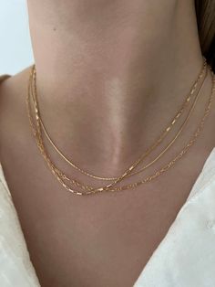 TINY FILLED CHAIN NECKLACE – ALV Jewels Layered Necklaces Gold, Minimalist Accessories Jewellery, Gold Chain Women, Sparkle Box, Simple Necklaces, Gold Minimalist Jewelry, Dainty Gold Jewelry, Fancy Jewelry Necklace, Pretty Jewelry Necklaces