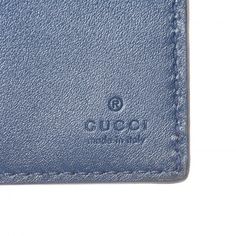 The Gucci NY Yankees Wallet in Navy has been crafted from royal blue Gucci Signature soft leather, a New York Yankees™ patch, eight card slots and two bill fold slots. Navy Blue NY Yankees Wallet White accents 100% leather Embroidered NY Yankees logo 8 card slots 2 bill fold slots 4 in x 3.5 in x 1 in Product number 547787 Made in Italy Q1=BnX Ny Yankees Logo, Yankees Logo, Louis Vuitton Designer, Ny Yankees, White Accents, Casual Backpack, Fendi Bags, New York Yankees, Dior Bag