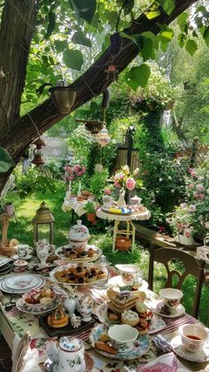 Garden Afternoon Tea, Farm Tea Party, Fancy Tea Party Aesthetic, Wonderland Tea Party Aesthetic, Tea By The Sea, Birthday In Nature, Cozy Birthday Party Ideas, Cottage Core Birthday Party, High Tea Party Ideas