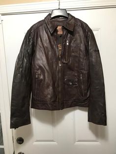 Down Town Clothes, Brown Jacket Men, Silly Clothes, Men's Leather Jacket, Vintage Leather Jacket, Brown Jacket, Brown Leather Jacket, Vintage Leather, Vest Jacket