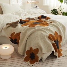 Cozy Earth Tone Floral Blanket / Red + Beige Orange One Size Blankets Apartment Decor Earth Tones, Bed Comforter Sets Aesthetic, Big Blankets, Stylish Bedding, Bed Sheet Sizes, Bed Comforter Sets, Apt Decor, Floral Blanket, Night At Home