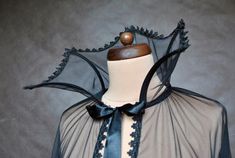 Extra long tulle Cape Mist Gothic Victorian Vampire Elegant Burlesque black, high vampire collar, costume, prom, goes to ground, Halloween Vampire Collar, Harry Potter Kostüm, Vampire Cape, Victorian Vampire, Velvet Gloves, Vampire Masquerade, Tulle Cape, Angel Costume, Gothic Vampire