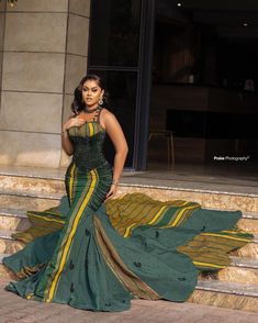 Glamorous Green Mermaid Hem Gown, Green Mermaid Hem Gown For Prom Season, Green Fishtail Gown For Prom, Green Fishtail Gown For Wedding, Gala Mermaid Dress With Long Train, Green Mermaid Dress For Gala, Long Train Maxi Dress For Prom Party, Green Floor-length Mermaid Dress For Gala, Festive Green Evening Dress For Prom