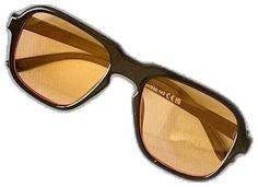 Trendy Brown Anti-reflective Aviator Sunglasses, Trendy Sunglasses With Uva Protection For Travel, Trendy Aviator Sunglasses With Uva Protection For Travel, Casual Shield Sunglasses For Summer Travel, Trendy Tinted Shield Sunglasses For Travel, Trendy Shield Sunglasses With Tinted Lenses For Travel, Trendy Brown Aviator Sunglasses For Travel, Trendy Aviator Sunglasses For Summer Travel, Retro Aviator Sunglasses With Gradient Lenses For Vacation