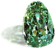 40.70 carats Dresden Green Diamond. Photo Courtesy : Eriko Sugita/Reuters Bijoux Art Deco, Green Diamonds, Fancy Diamonds, Green Diamond, Gems Jewelry, Gems And Minerals