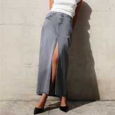 Zara Nwt Skirt With High Waist And Five Pockets.Washed Effect.Front Slit..Front Zip And Metal Button. Zara Skirts, Denim Midi Skirt, Gray Skirt, Women Skirts Midi, Metal Buttons, High Waisted Skirt, Midi Skirt, Womens Skirt, Zara