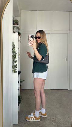 Socks Outfit, Goofy Dog, Oufits Casual, Sock Outfits, Outfits Casuales, Sport Fitness, Fashion Inspo Outfits, New Look, Summer Outfits