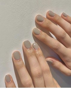 Beige Nail Designs, Beige Nail, Beige Nails Design, Subtle Nails, Beige Nails, Minimal Nails, Casual Nails, Gray Nails, Soft Nails