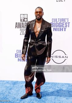 colman domingo Coleman Domingo, Colman Domingo, Mens Fashion Swag, Men's Formal Style, Fashion Design Collection, Bet Awards, Donald Glover, Fashion Mood Board, Big Night