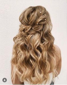 Half Up Half Down Wedding Hair Pearl Pins, Braids For Men, Bridal Hair Half Up, Bridemaids Hairstyles, Fishtail Braids, Wedding Hair Half, Formal Hairstyles For Long Hair, Men Hairstyle, Simple Prom Hair