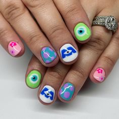 Disney Character Gel Nails, Disney Movie Nail Art, Pixar Nails Short, Disney Character Nails Short, Different Disney Character Nails, Simple Short Disney Nails, Cute Character Nail Designs, Boo Monsters Inc Nails, Aesthetic Disney Nails Short