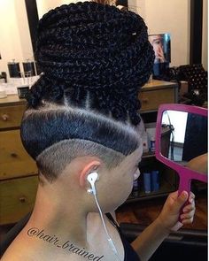 Braids Haircut, Fall Braids, Side Curls, Individual Braids, Shaved Side Hairstyles, Single Braids, Long Box Braids, Pelo Afro