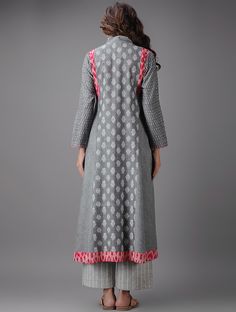 Women Fashion Indian, Dress Designing, Salwar Designs, Pakistan Fashion, Fashion Indian, Chiffon Dresses