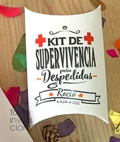 a paper with the words kit de supervivencia despedidas on it