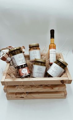 Colorado gift baskets, Wendi's Good Things Market Pickled Corn, Gourmet Condiments, Pickled Green Beans, Country Vibe, Pickled Okra, Gift Crates, Fish Tacos Recipe, Timeless Home, Gourmet Foods