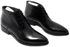 Business Leather Boots With Pointed Toe, Leather Pointed Toe Business Boots, Leather Pointed Toe Boots For Business, Elegant Black Chukka Boots With Round Toe, Elegant Black Chukka Boots For Work, Black Leather Ankle Boots For Business, Leather Pointed Toe Shoes For Business Meetings, Elegant Black Plain Toe Chukka Boots, Elegant Black Chukka Boots For Business