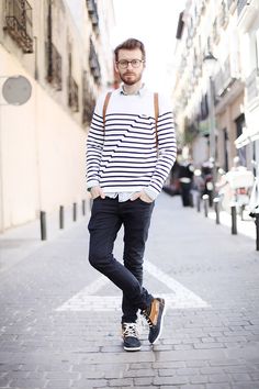 Street Style Men - I tho k josh might like everything but the shoes.. Wearing Glasses, Men Street, Menswear Inspired, Look Chic, Well Dressed