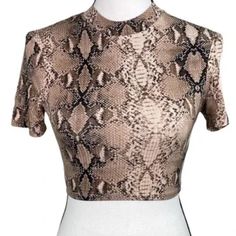 Nwt Olivaceous Pink Brown Snake Print Crop Top Size Medium New In Poly Bag Brown Short Sleeve Crop Top For Fall, Chica Punk, Summer Tee Shirts, High Waisted Pencil Skirt, Crop Top Casual, Top Shirt Women, Tee Outfit, Turtle Neck Dress, Print Crop Tops