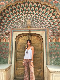 Delhi Aesthetic Outfit, Jaipur Outfits Ideas Travel, Jodhpur Outfit Women, Udaipur Outfit Ideas For Women, Jaipur Clothes, Udaipur Aesthetic Outfits