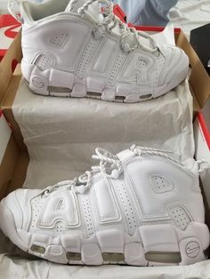 Nike Uptempo, Trendy Shoes Sneakers, Us Fashion, Kicks Shoes, Expensive Shoes