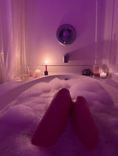 Bath Aesthetic Pink, Pink Bath Aesthetic, Aesthetic Bath Tub, Bath Aethstetic, Crystals For Bath, Pink Healing Aesthetic, Cute Shower Aesthetic, Pretty Bath, Pink Bathtub Aesthetic