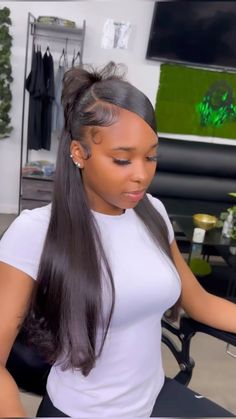 Sleek Ponytail Hairstyles, Birthday Hairstyles, Black Ponytail Hairstyles, Quick Natural Hair Styles, Quick Weave Hairstyles, Hairdos For Curly Hair, Pretty Braided Hairstyles, Flat Iron Hair Styles, Slick Hairstyles