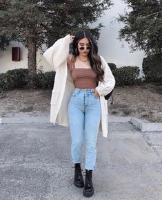 Cute Casual College Outfits, Trendy College Outfits, Cute College Outfits, Casual College Outfits, Elegante Casual, Trendy Fall Outfits, Chic Outfit, Mode Inspo, Book Ideas